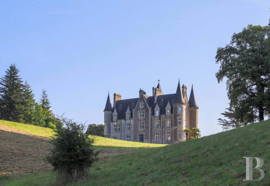 chateaux a vendre bretagne   - 2