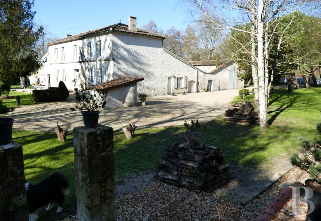 character properties France poitou charentes   - 2