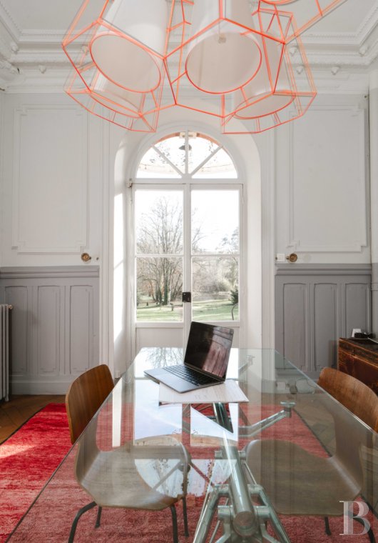 A 19th-century château and extensive wooded grounds not far from Gisors, in the Oise department  - photo  n°6