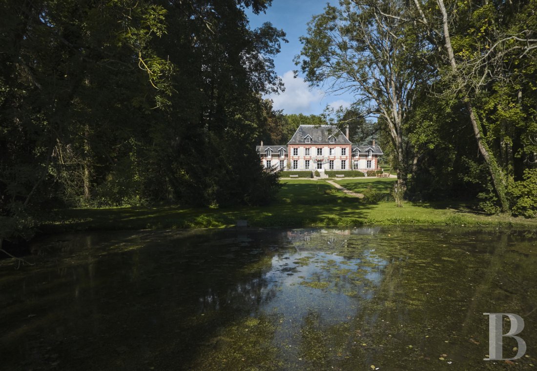Dans l’Oise, non loin de Gisors, un château du 19e siècle et son grand parc arboré - photo  n°5