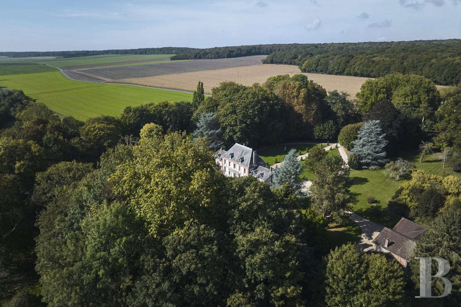 Dans l’Oise, non loin de Gisors, un château du 19e siècle et son grand parc arboré - photo  n°29
