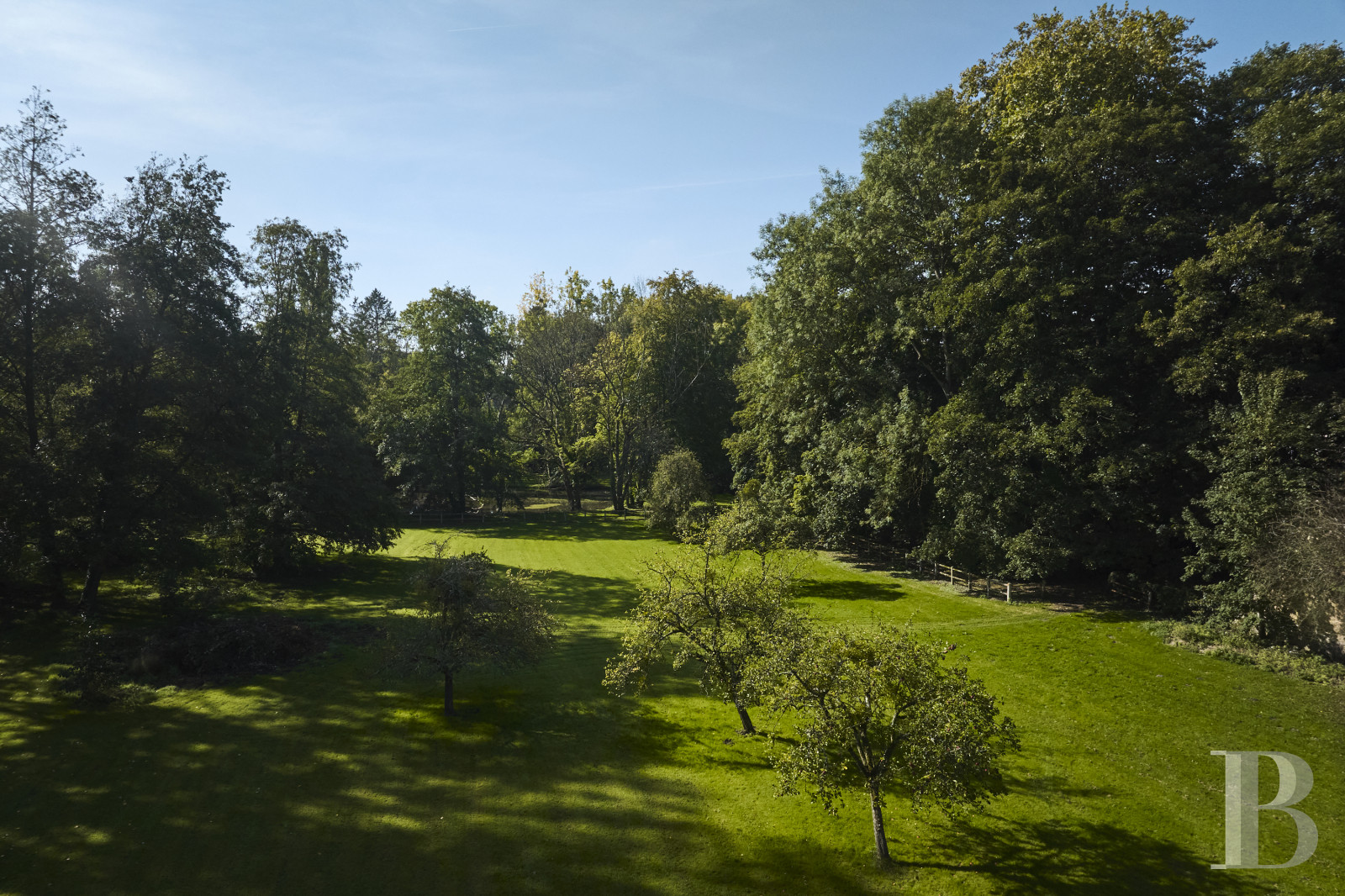 Dans l’Oise, non loin de Gisors, un château du 19e siècle et son grand parc arboré - photo  n°26