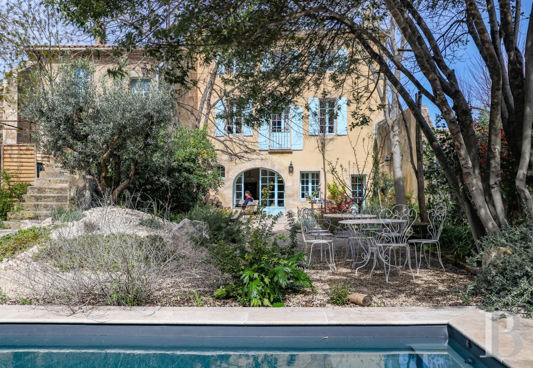 Dans le village d’Alleins, entre Cavaillon et Salon-de-Provence, une maison de famille et son jardin - photo  n°56