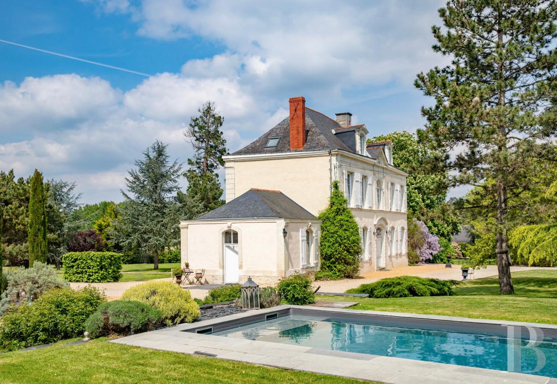 demeures et maisons a vendre france pays de loire   - 1