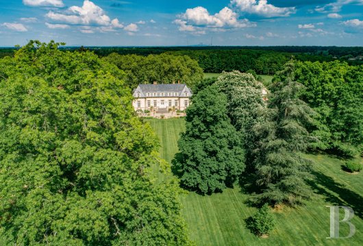 auvergne - Au cœur de l’Europe et au centre de la France, un domaine de chasse clos de 110 ha d’une exceptionnelle tenue