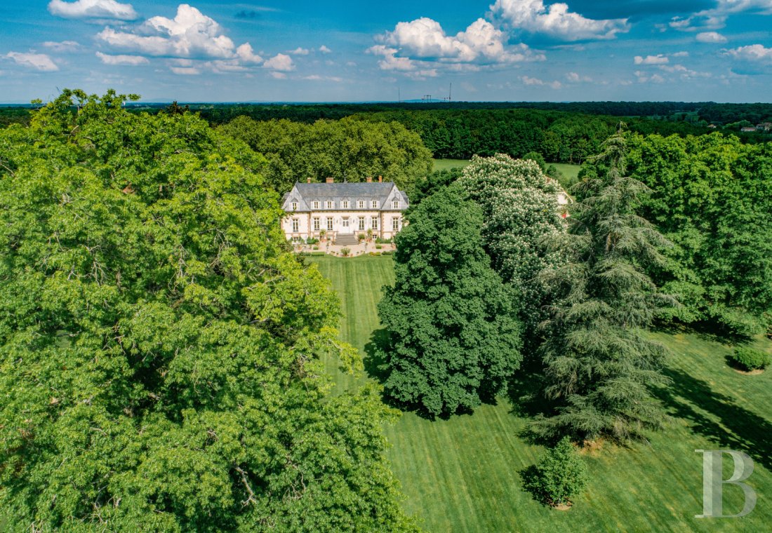chateaux a vendre auvergne   - 1