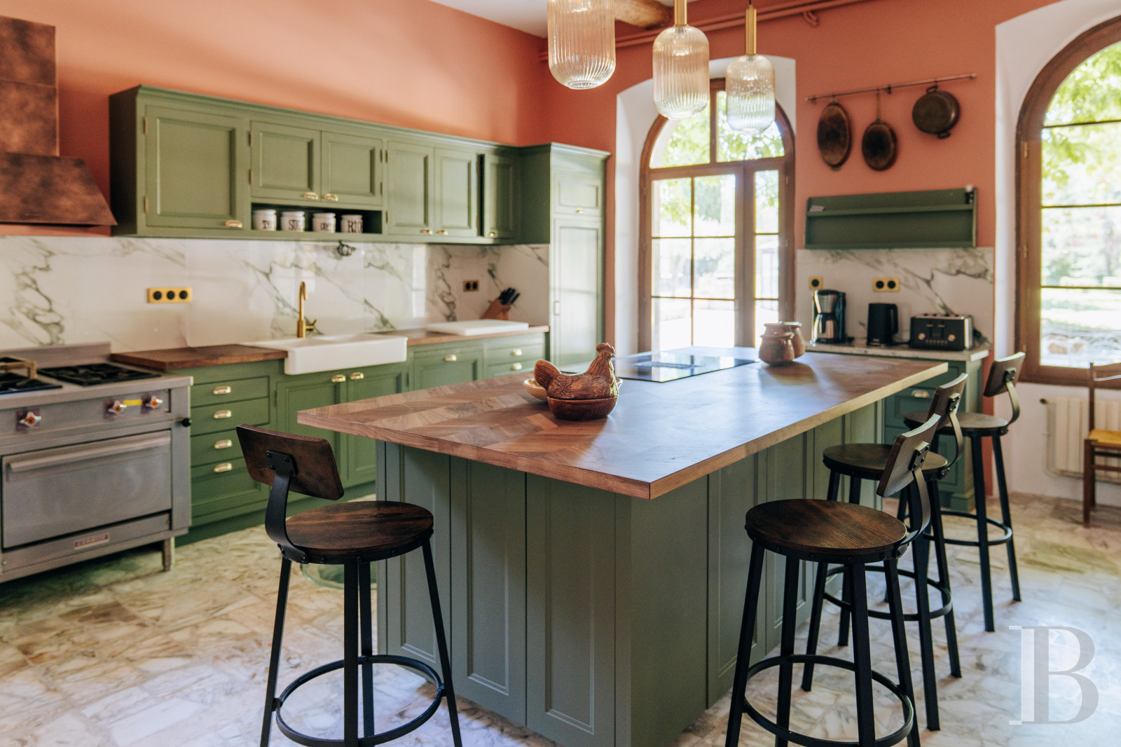 An 18th-century Provencal château on the edge of the village of Mazan to the east of Carpentras, in the Vaucluse - photo  n°16