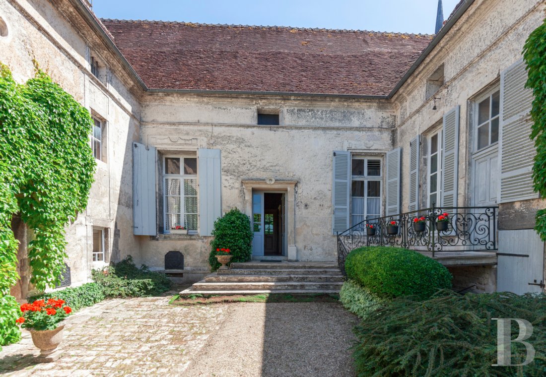 mansion houses for sale France burgundy   - 15