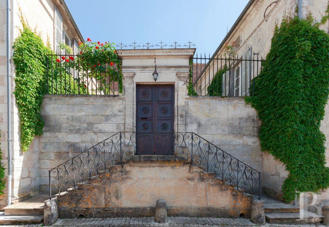 mansion houses for sale France burgundy   - 2