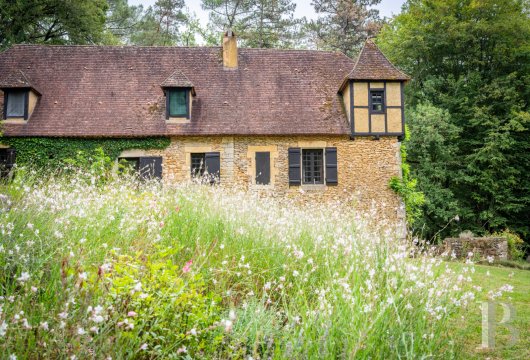 character properties France aquitaine   - 4