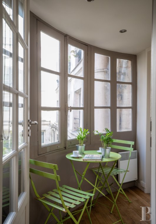 A vast apartment set around a garden in Paris, between Boulevard Saint-Germain and the Seine - photo  n°24