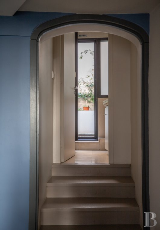 A vast apartment set around a garden in Paris, between Boulevard Saint-Germain and the Seine - photo  n°23