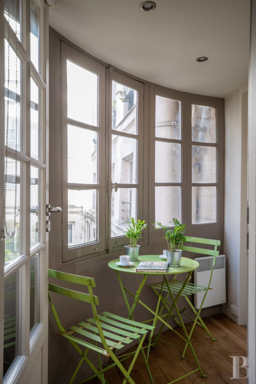 A vast apartment set around a garden in Paris, between Boulevard Saint-Germain and the Seine - photo  n°24