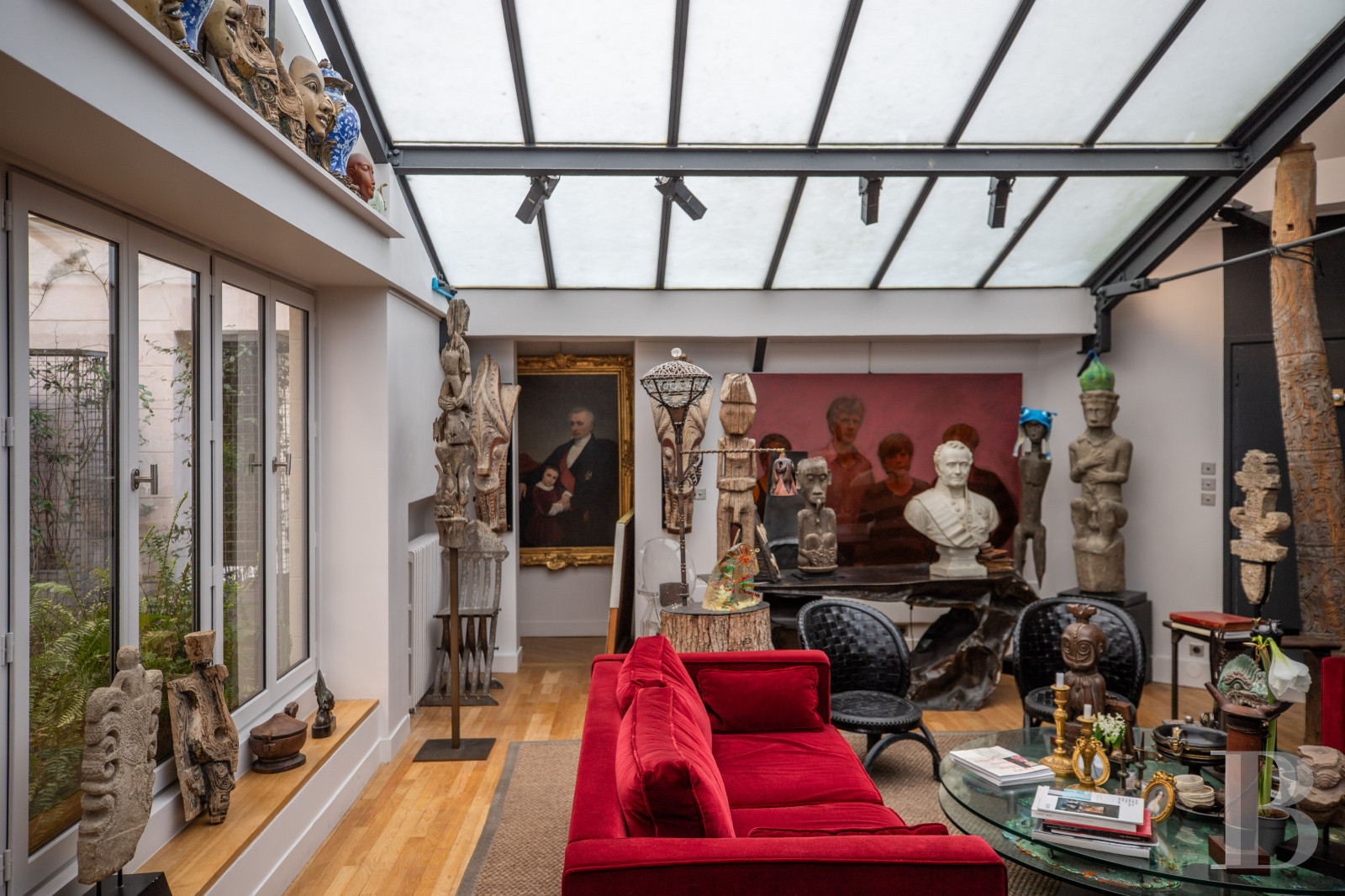 A vast apartment set around a garden in Paris, between Boulevard Saint-Germain and the Seine - photo  n°4