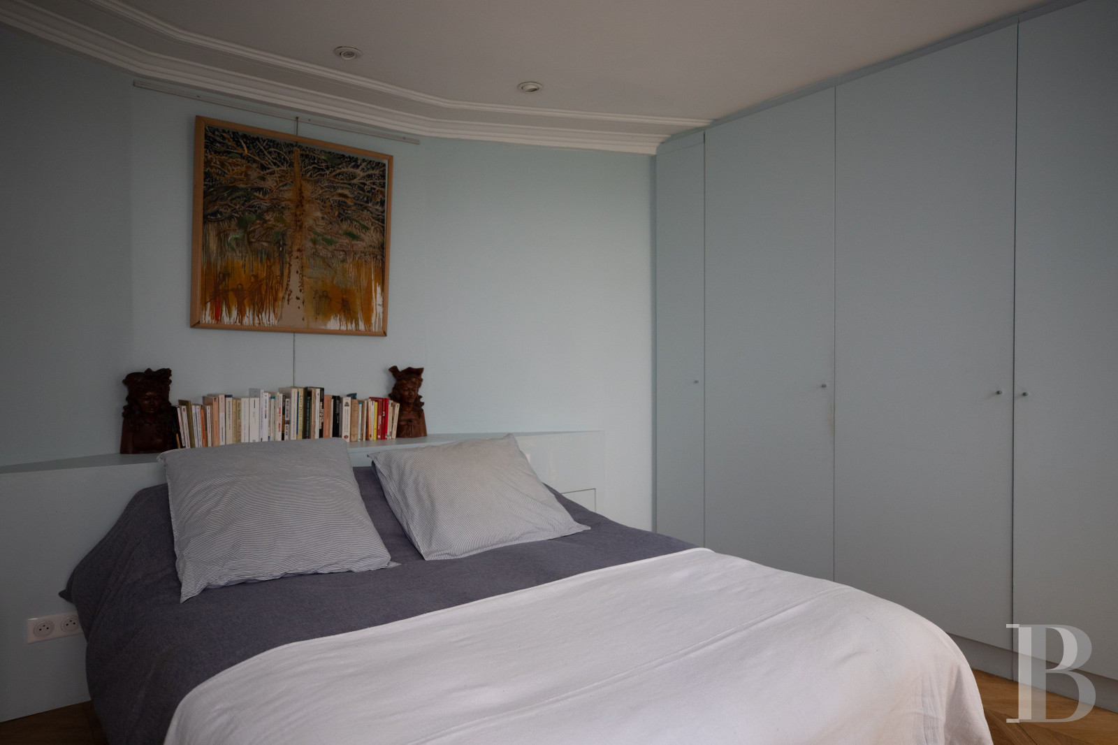 A vast apartment set around a garden in Paris, between Boulevard Saint-Germain and the Seine - photo  n°21