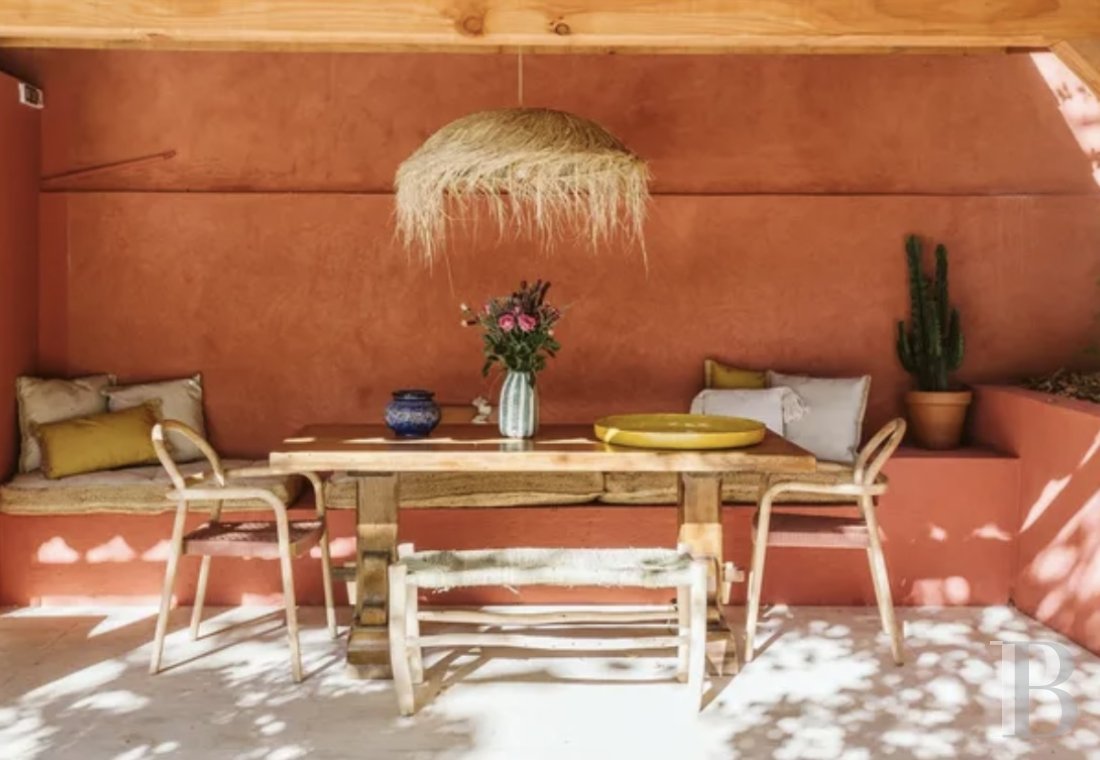 An estate dedicated to holidays and horse riding between Aubagne and Saint-Cyr-sur-Mer in the Bouches-du-Rhône department  - photo  n°9