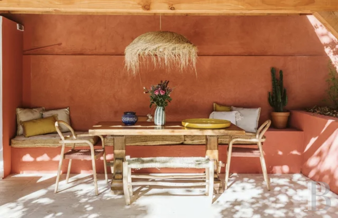 An estate dedicated to holidays and horse riding between Aubagne and Saint-Cyr-sur-Mer in the Bouches-du-Rhône department  - photo  n°9