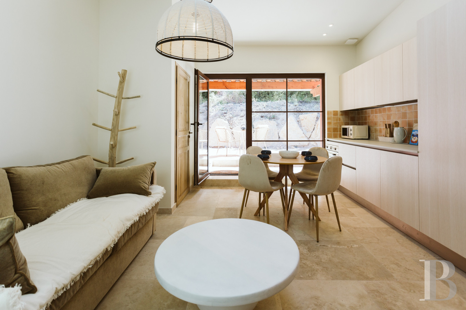 An estate dedicated to holidays and horse riding between Aubagne and Saint-Cyr-sur-Mer in the Bouches-du-Rhône department  - photo  n°25