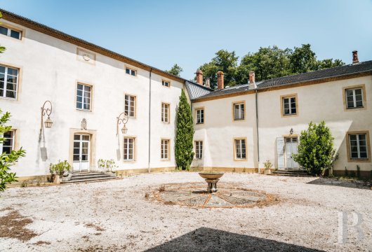 chateaux a vendre rhones alpes   - 4