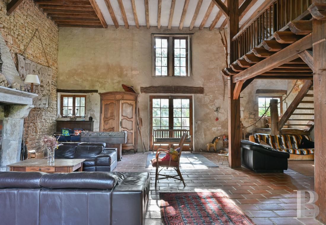 demeures et maisons a vendre france bourgogne   - 3