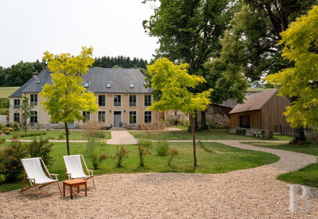 An 18th-century manor house transformed into a hotel and restaurant, not far from Mortagne-au-Perche, in Orne - photo  n°1