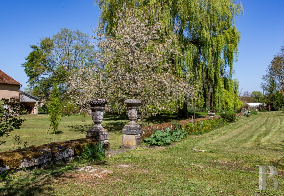 manoirs a vendre franche comte   - 17
