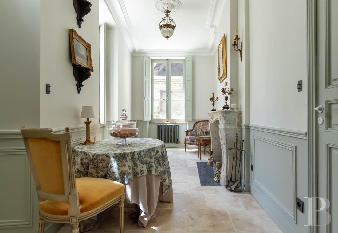 A 17th-century mansion in the centre of Blois - photo  n°16