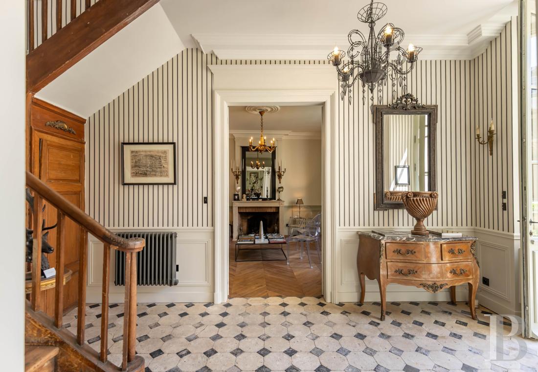 A 17th-century mansion in the centre of Blois - photo  n°6