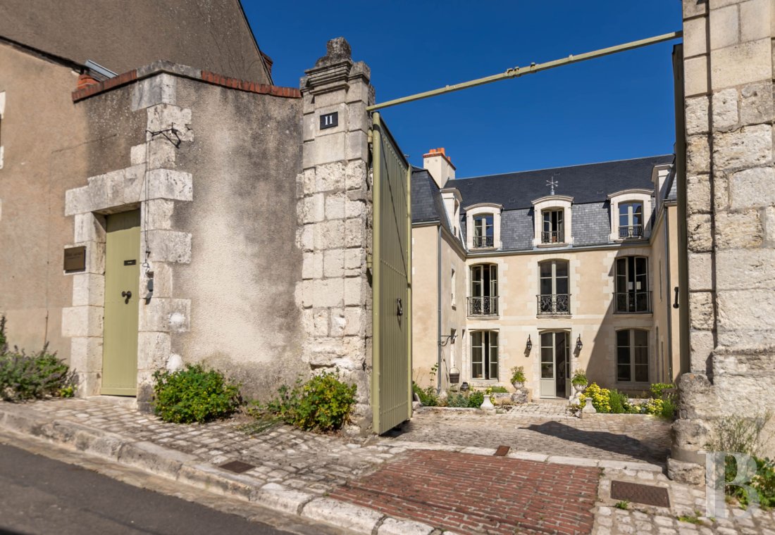 A 17th-century mansion in the centre of Blois - photo  n°18