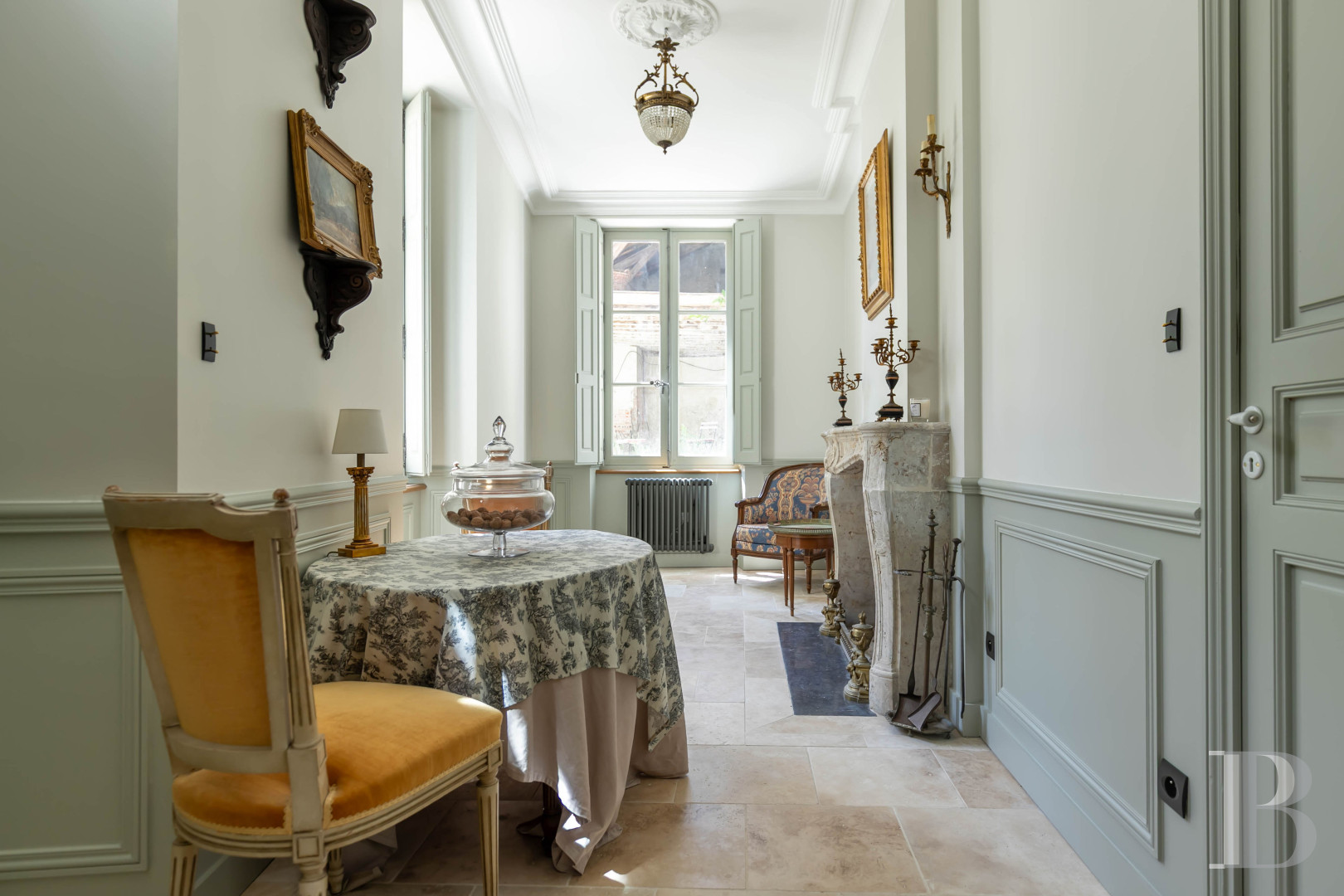A 17th-century mansion in the centre of Blois - photo  n°16