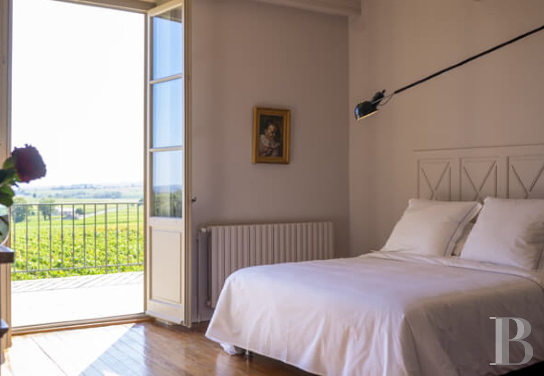 A 19th-century house in the middle of vineyards in Saint-Amour-Bellevue, in Saône-et-Loire - photo  n°16