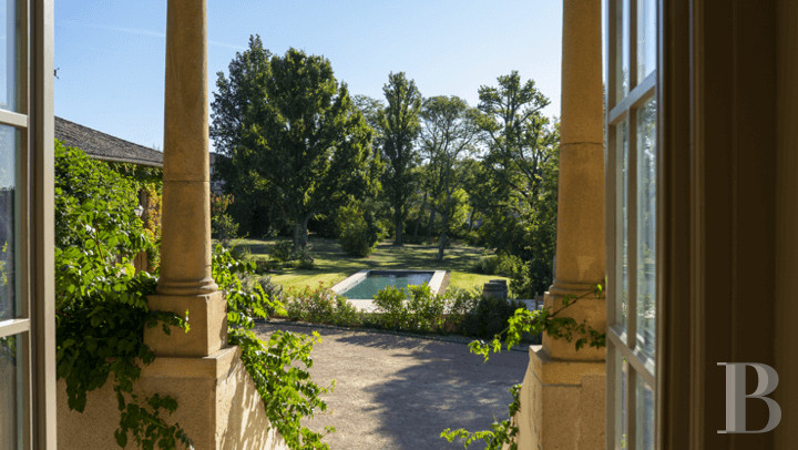 A 19th-century house in the middle of vineyards in Saint-Amour-Bellevue, in Saône-et-Loire - photo  n°4
