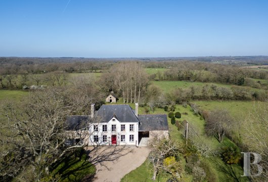 lower-normandy - An elegant 18th-century dwelling with a garden and outbuildings, nestled eight kilometres from the town of Barneville-Carteret and its beaches, in Normandy’s Manche department