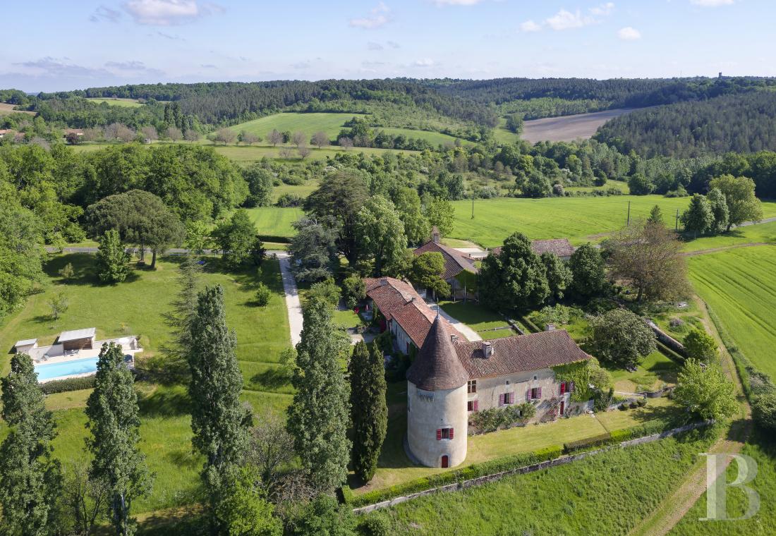 chateaux a vendre aquitaine   - 1