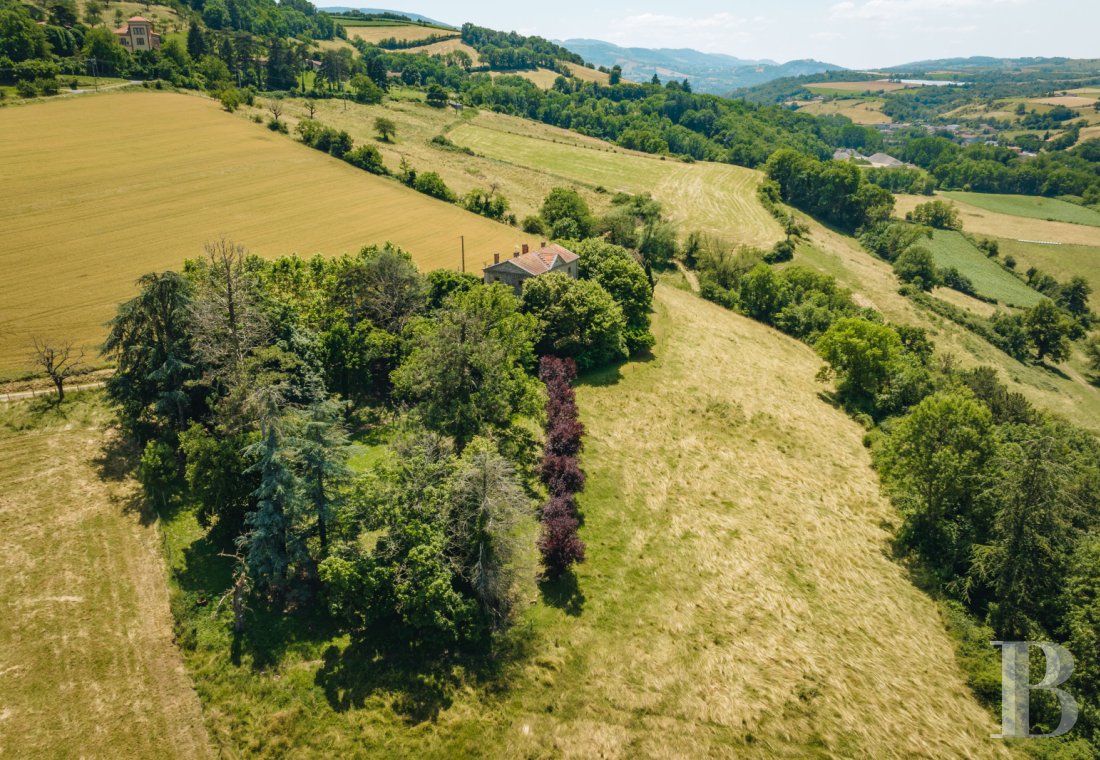 character properties France rhones alps   - 11