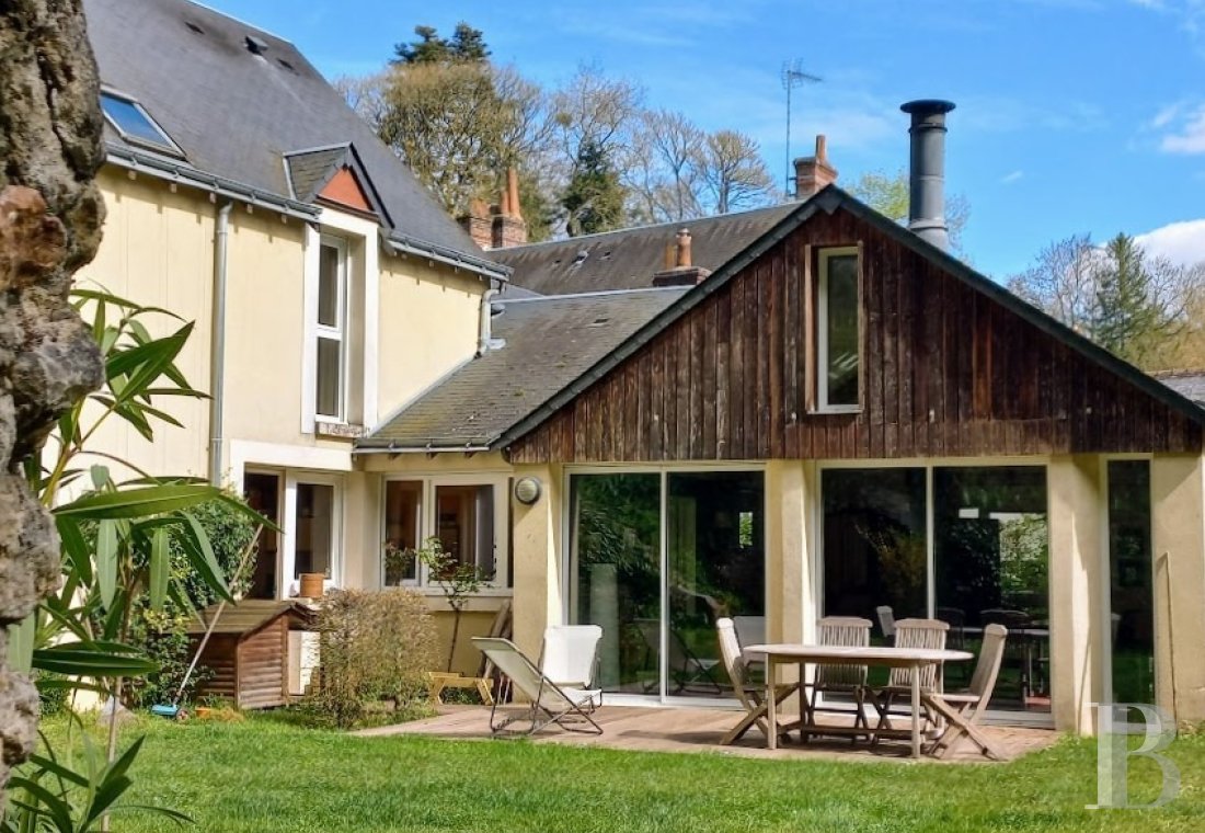 character properties France center val de loire   - 1