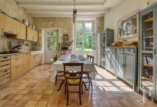 A renovated house on a wine-growing estate just outside La Rochelle in Charente-Maritime - photo  n°9