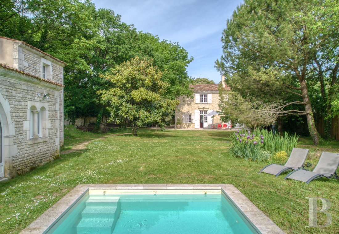A renovated house on a wine-growing estate just outside La Rochelle in Charente-Maritime - photo  n°21