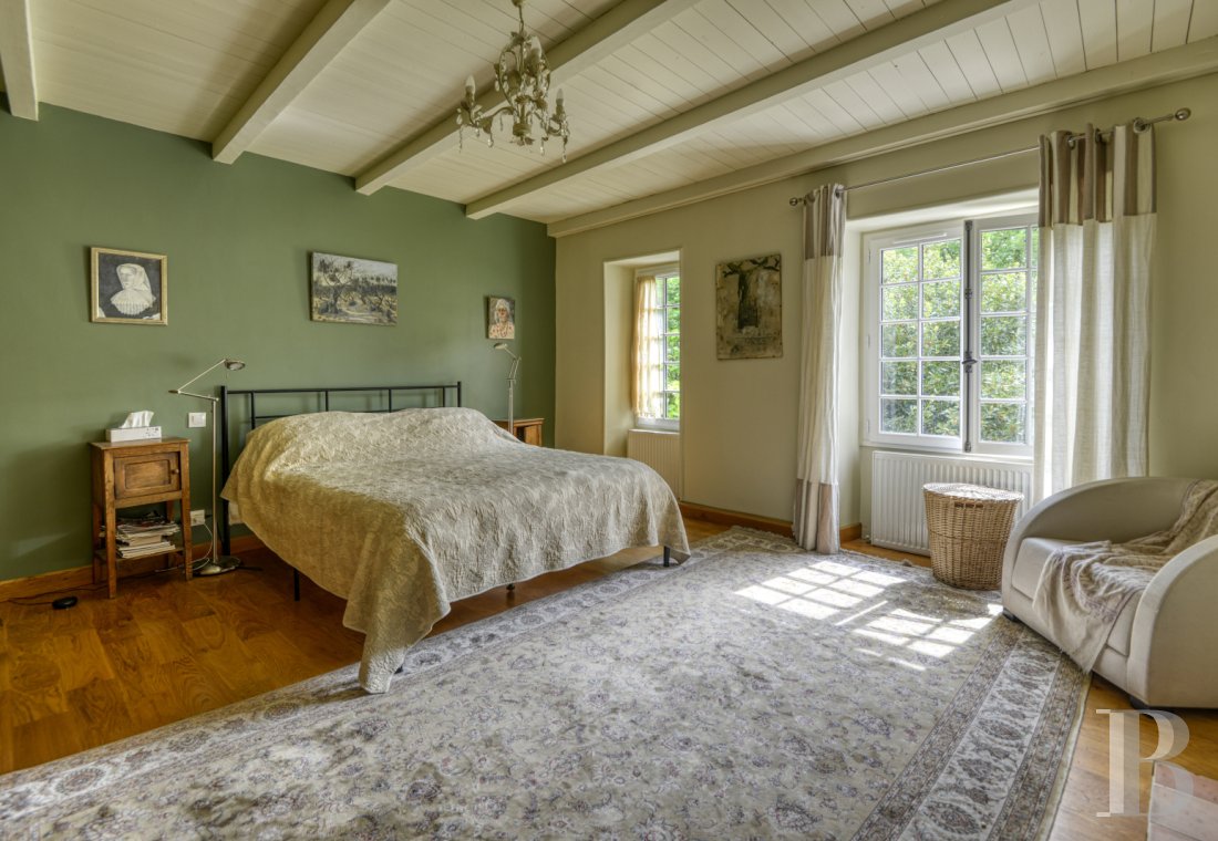 A renovated house on a wine-growing estate just outside La Rochelle in Charente-Maritime - photo  n°18