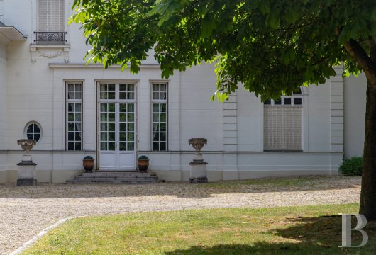 ile-de-france - Un appartement de 295 m², entièrement rénové, dans un château néo-classique, à 30 min de Paris