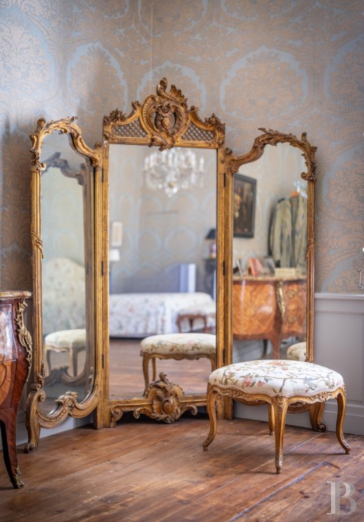 Dans le Lot-et-Garonne, à l’est de Villeneuve-sur-Lot, un château d’origine médiévale surplombant la rivière  - photo  n°20