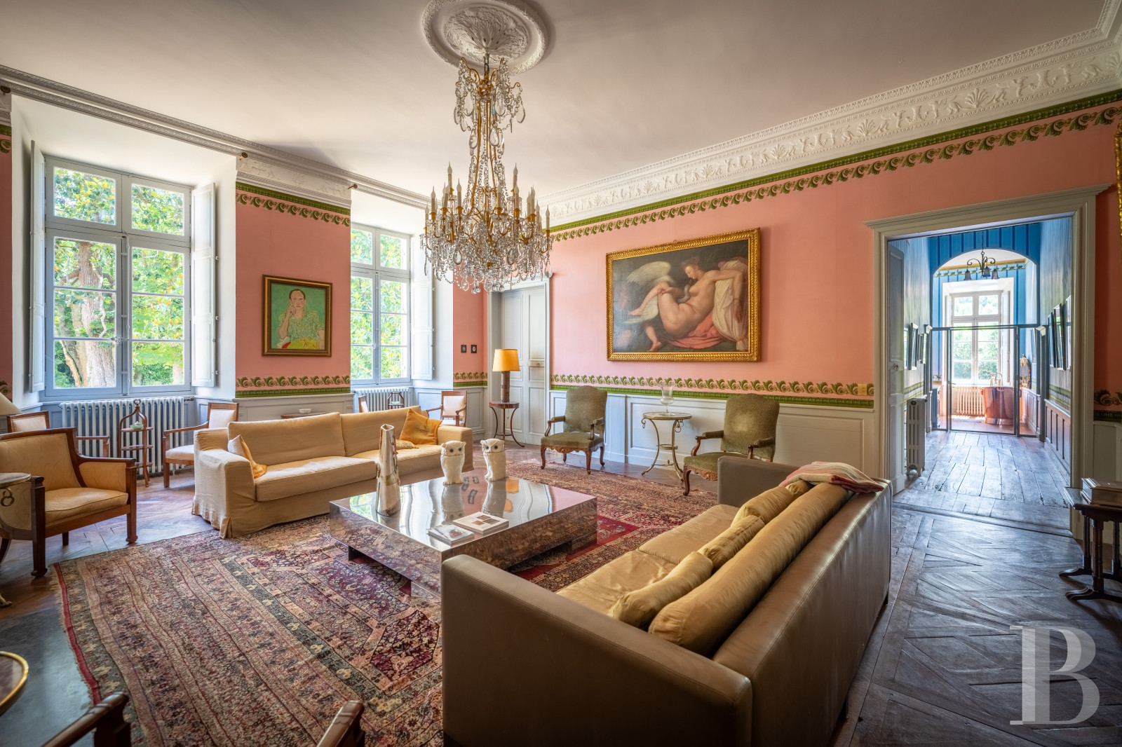 Dans le Lot-et-Garonne, à l’est de Villeneuve-sur-Lot, un château d’origine médiévale surplombant la rivière  - photo  n°13