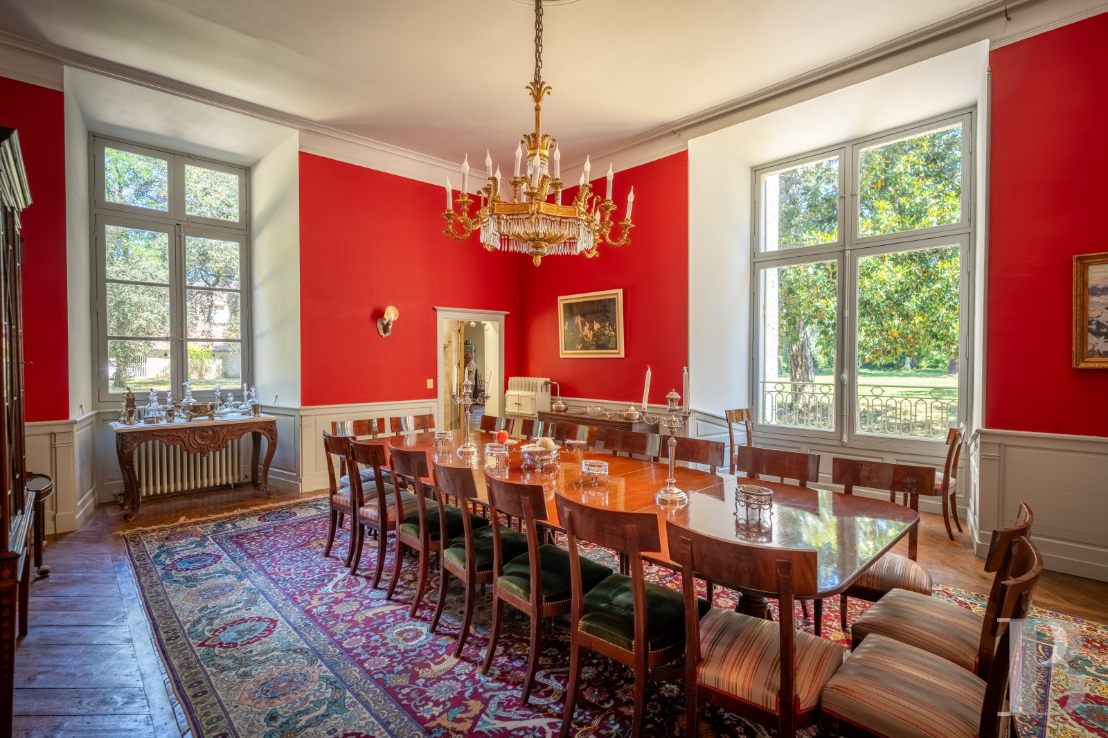 Dans le Lot-et-Garonne, à l’est de Villeneuve-sur-Lot, un château d’origine médiévale surplombant la rivière  - photo  n°10