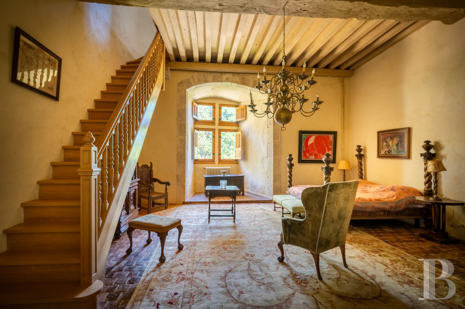 Dans le Lot-et-Garonne, à l’est de Villeneuve-sur-Lot, un château d’origine médiévale surplombant la rivière  - photo  n°22