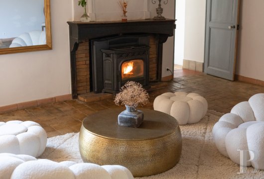 character properties France provence cote dazur   - 6