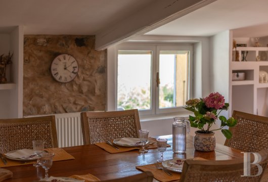 character properties France provence cote dazur   - 4