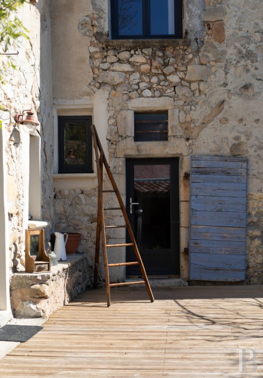 character properties France provence cote dazur   - 2