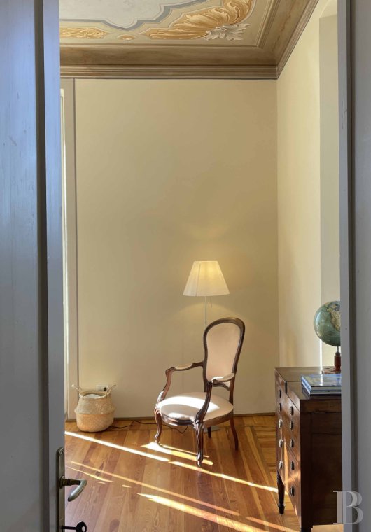 An Art Nouveau villa overlooking Lake Maggiore in Vignone, Italy - photo  n°12