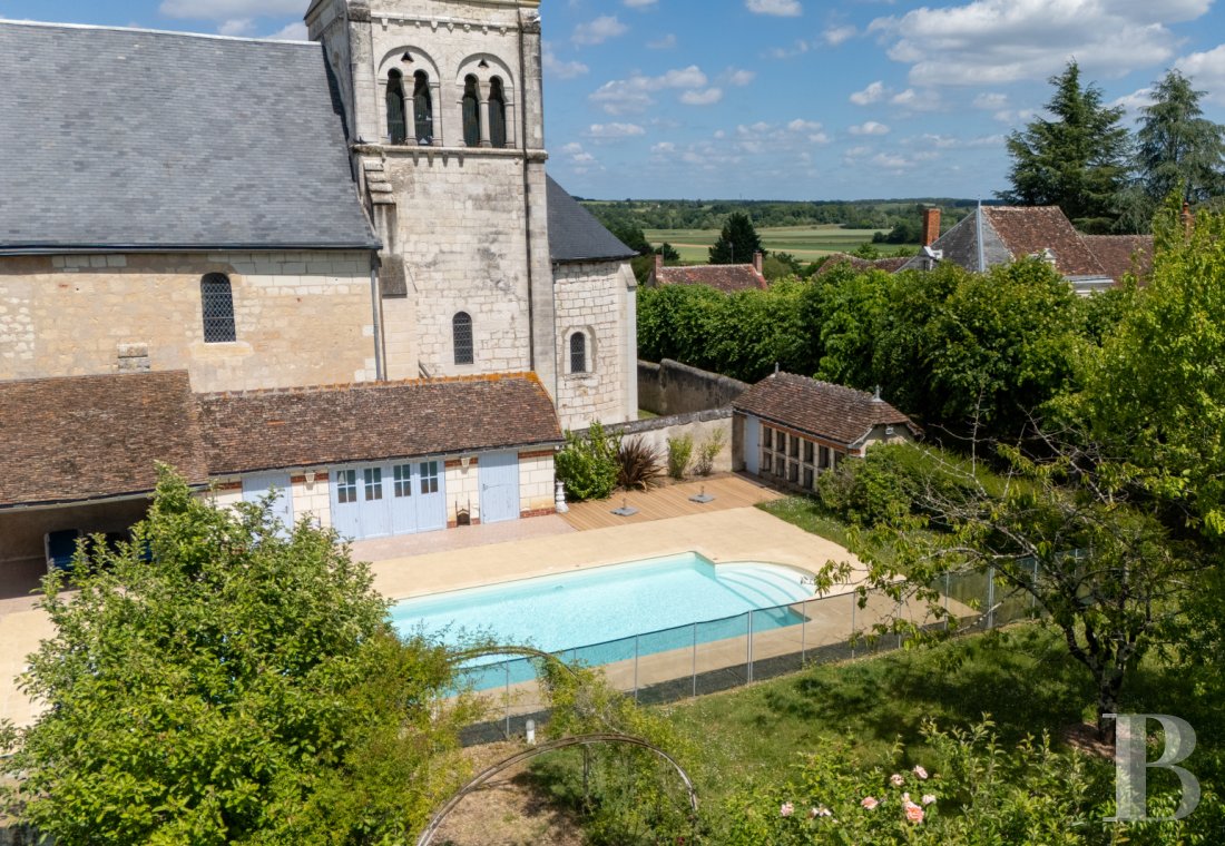 chateaux for sale France center val de loire   - 13