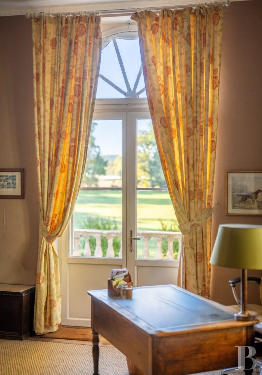 character properties France aquitaine   - 5